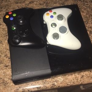 Xbox 360 Slim
